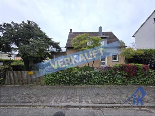 Foto - Haus zum Kaufen in Bischofsheim 549.000,00 € 160 m²