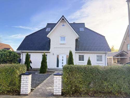 Foto - Haus zum Kaufen in Husum 599.000,00 € 202 m²