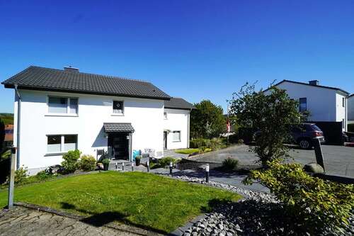 Foto - Haus zum Kaufen in Detmold Spork-Eichholz 629.000,00 € 298 m²
