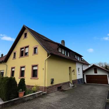 Foto - Haus zum Kaufen in Waldbronn Reichenbach 275.000,00 € 125.76 m²