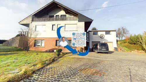 Foto - Haus zum Kaufen in Müllenbach 289.000,00 € 184 m²