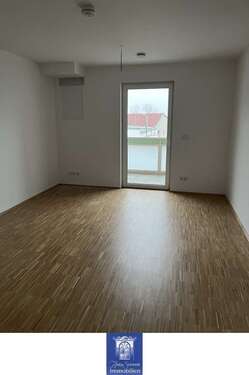 Foto - Wohnung zum Mieten in Arnsdorf 580,00 € 42.19 m²