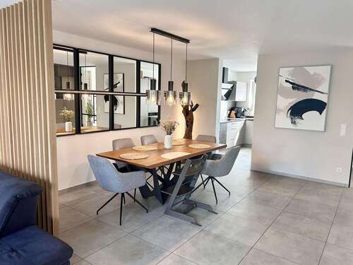 Foto - Haus zum Kaufen in Adelsdorf 589.000,00 € 163 m²