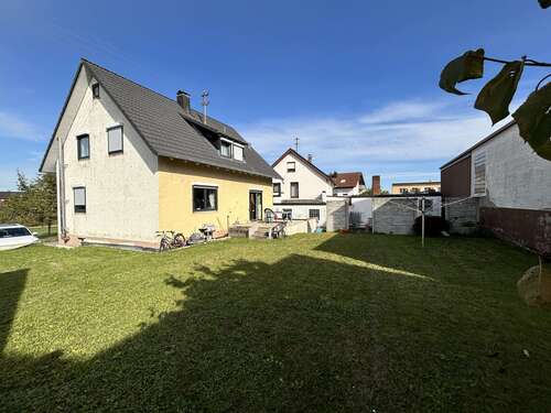 Foto - Haus zum Kaufen in Berghülen 265.000,00 € 110 m²
