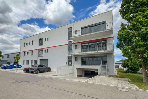 Foto - Garage zu vermieten in Pliezhausen 2.400,00 €