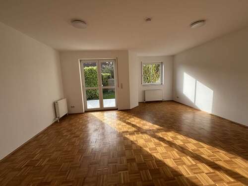 Foto - Haus zum Mieten in Köngernheim 1.900,00 € 130.89 m²
