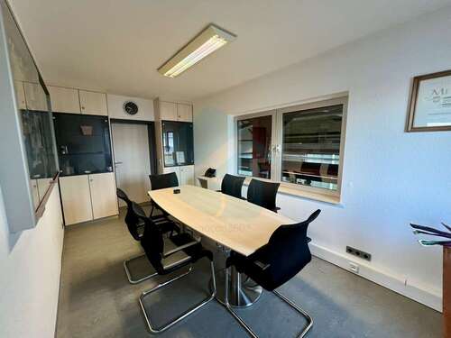 Foto - Büro in Langgöns Oberkleen 900,00 € 96.96 m²