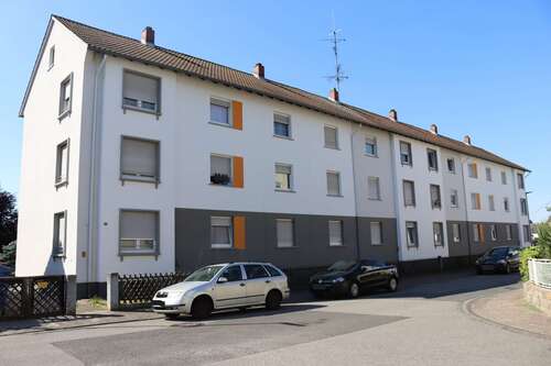 Foto - Wohnung zum Mieten in Bischofsheim 431,80 € 51.32 m²