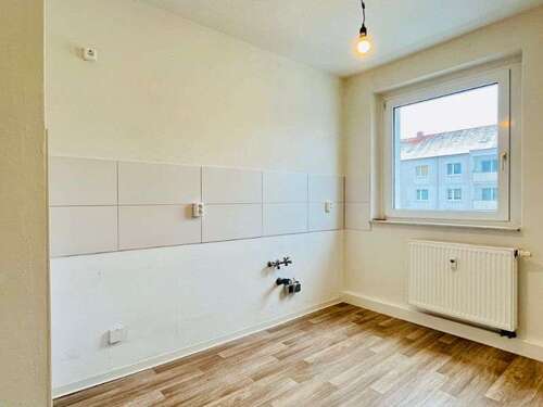 Foto - Wohnung zum Mieten in Freital 320,11 € 49.63 m²