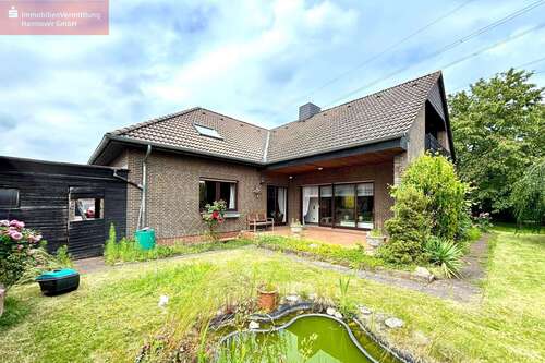 Foto - Haus zum Kaufen in Laatzen 464.000,00 € 259 m²