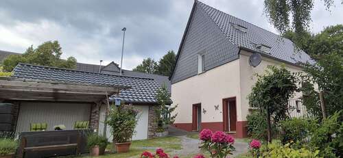 Foto - Haus zum Kaufen in Breckerfeld 463.354,00 € 225 m²