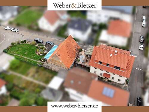 Foto - Haus zum Kaufen in Weinheim Lützelsachsen 1.350.000,00 € 300 m²