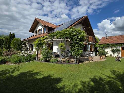 Foto - Haus zum Kaufen in Hofstetten 749.000,00 € 235.6 m²