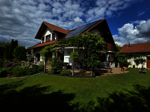 Foto - Haus zum Kaufen in Hofstetten 999.000,00 € 235.6 m²