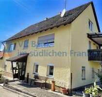 Haus zum Kaufen in Burk 199.000,00 € 219 m²