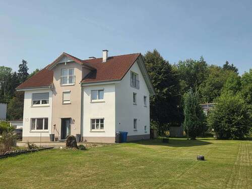 Foto - Haus zum Kaufen in Schemmerhofen LK Biberach 477.000,00 € 266 m²