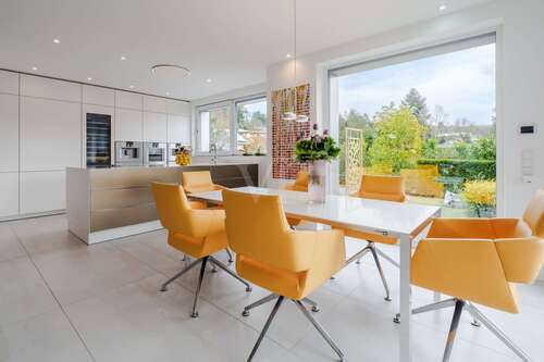 Foto - Haus zum Kaufen in Wehrheim 2.200.000,00 € 273 m²