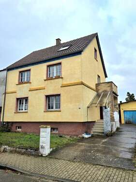 Foto - Haus zum Kaufen in Sandhausen 410.000,00 € 127.05 m²