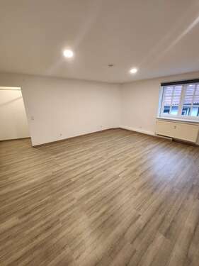 Foto - Wohnung zum Mieten in Kaufungen-Oberkaufungen 945,00 € 118.5 m²