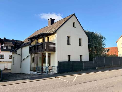 Foto - Haus zum Kaufen in Glashütten 399.000,00 € 156 m²