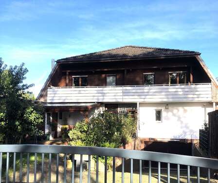 Foto - Haus zum Kaufen in Hamburg Duvenstedt 1.450.000,00 € 410 m²