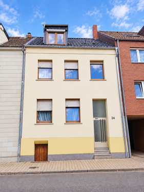 Foto - Haus zum Kaufen in Düren 329.000,00 € 180 m²