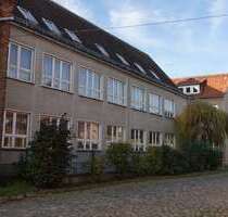 Haus zum Kaufen in Ditfurt 71.000,00 € 608 m²