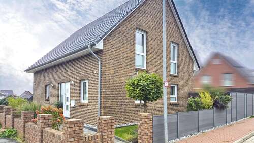 Foto - Haus zum Kaufen in Barsinghausen 489.000,00 € 149 m²