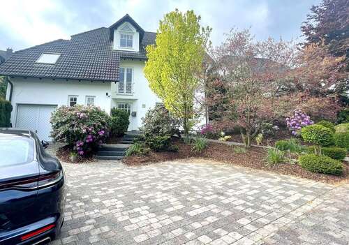 Foto - Haus zum Kaufen in Schmallenberg 630.000,00 € 290 m²
