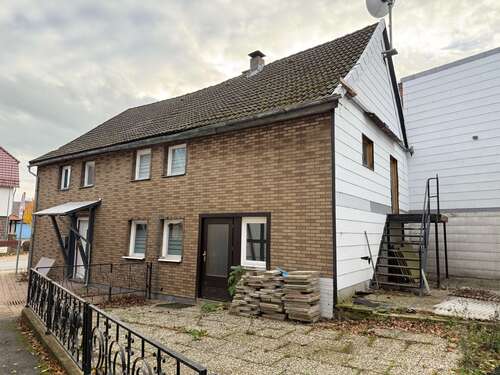 Foto - Haus zum Kaufen in Beverungen 39.000,00 € 120 m²