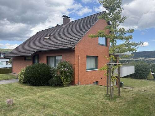 Foto - Haus zum Kaufen in Reinhardshagen - Veckerhagen 360.000,00 € 190 m²