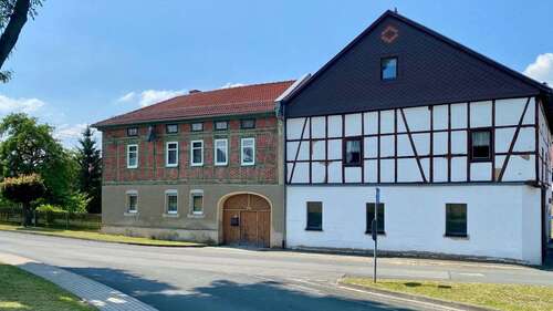 Foto - Haus zum Kaufen in Neustadt an der Orla 150.000,00 € 148 m²