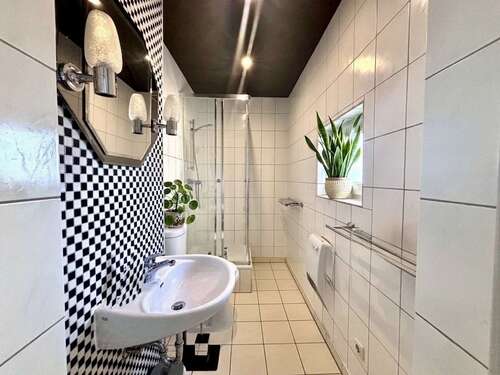 Foto - Wohnung zum Kaufen in Naumburg 250.000,00 € 321.43 m²