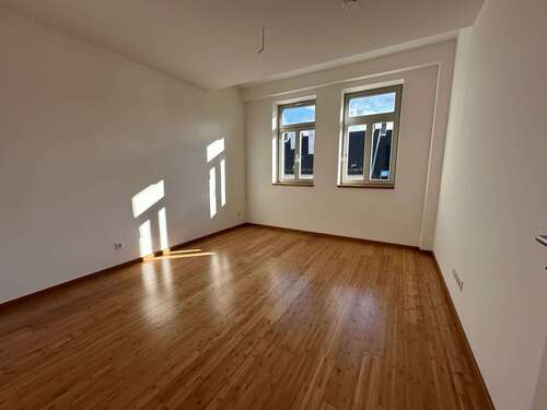 Foto - Wohnung zum Mieten in Chemnitz 585,00 € 76.23 m²