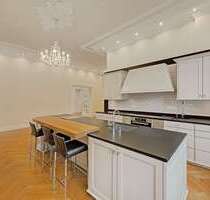 Wohnung zum Mieten in Krefeld 3.000,00 € 200 m²