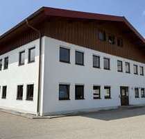 Büro in Chieming 1.870,00 € 220 m²