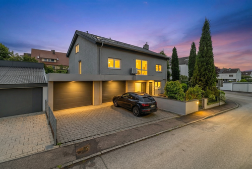 Foto - Haus zum Kaufen in Neu-Ulm 1.699.000,00 € 312 m²