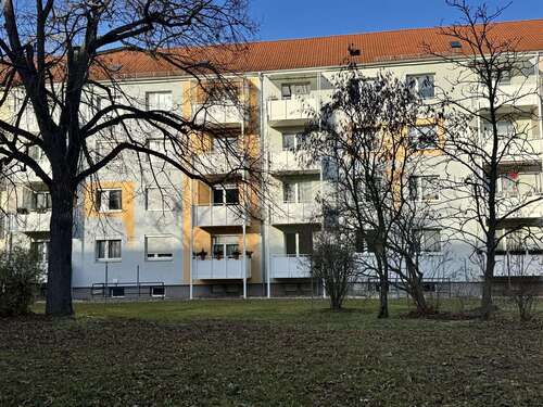Foto - Wohnung zum Kaufen in Weißenfels 48.000,00 € 56.79 m²