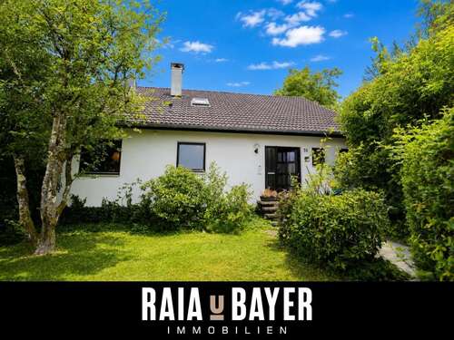 Foto - Haus zum Kaufen in Pliezhausen 550.000,00 € 165 m²