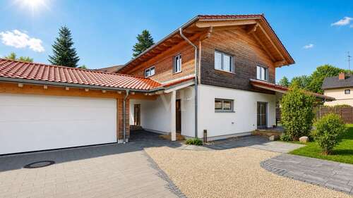 Foto - Haus zum Kaufen in Adelshofen 1.298.000,00 € 211.75 m²