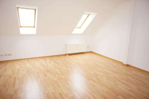 Foto - Wohnung zum Mieten in Chemnitz 295,00 € 57.8 m²