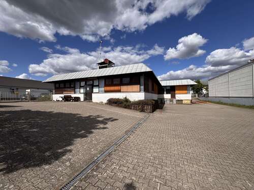 Foto - Einzelhandel in Edingen-Neckarhausen 1.100.000,00 € 734 m²