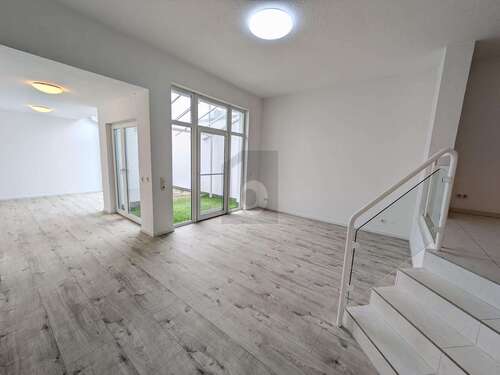 Foto - Haus zum Kaufen in Wiesbaden 719.000,00 € 135 m²