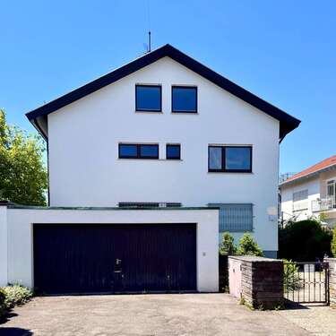 Foto - Haus zum Kaufen in Stuttgart 1.150.000,00 € 228 m²