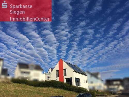 Foto - Haus zum Kaufen in Siegen 649.000,00 € 146.48 m²
