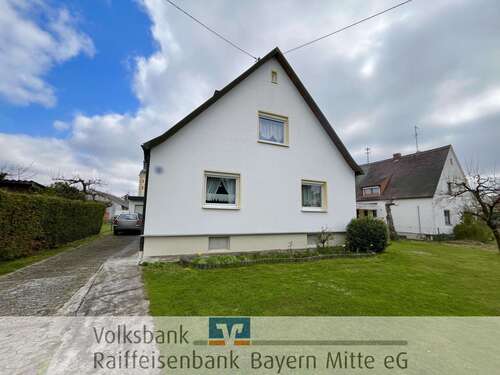 Foto - Haus zum Kaufen in Baar-Ebenhausen 449.000,00 € 94.75 m²