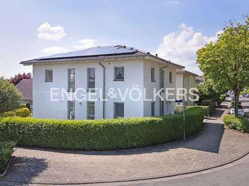 Foto - Haus zum Kaufen in Bad Homburg 1.690.000,00 € 241 m²