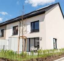 Haus zum Mieten in Nürnberg 2.370,00 € 145 m²