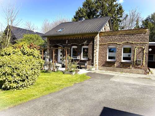 Foto - Haus zum Kaufen in Düsseldorf 689.000,00 € 160 m²