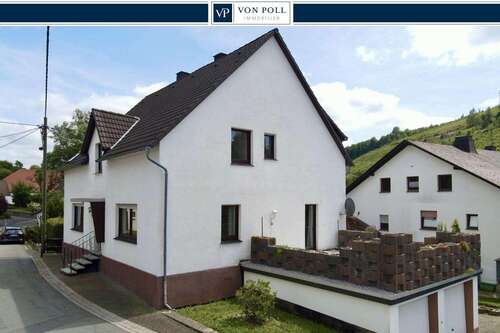Foto - Haus zum Kaufen in Brilon Bontkirchen 198.000,00 € 192 m²